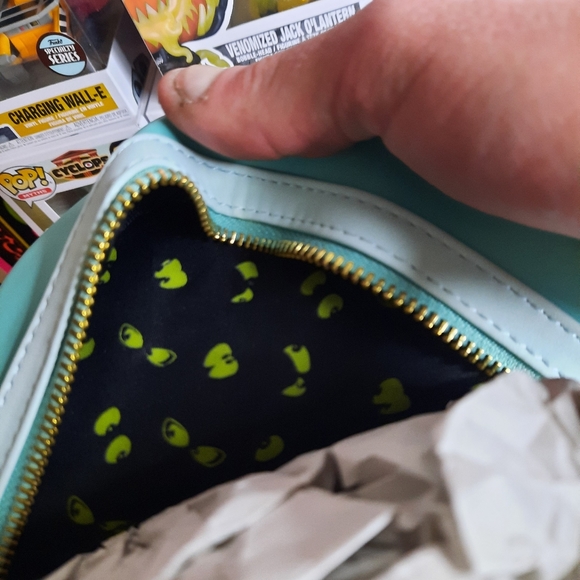 Loungefly Scooby-Doo Mystery Machine BNWT - Picture 4 of 5